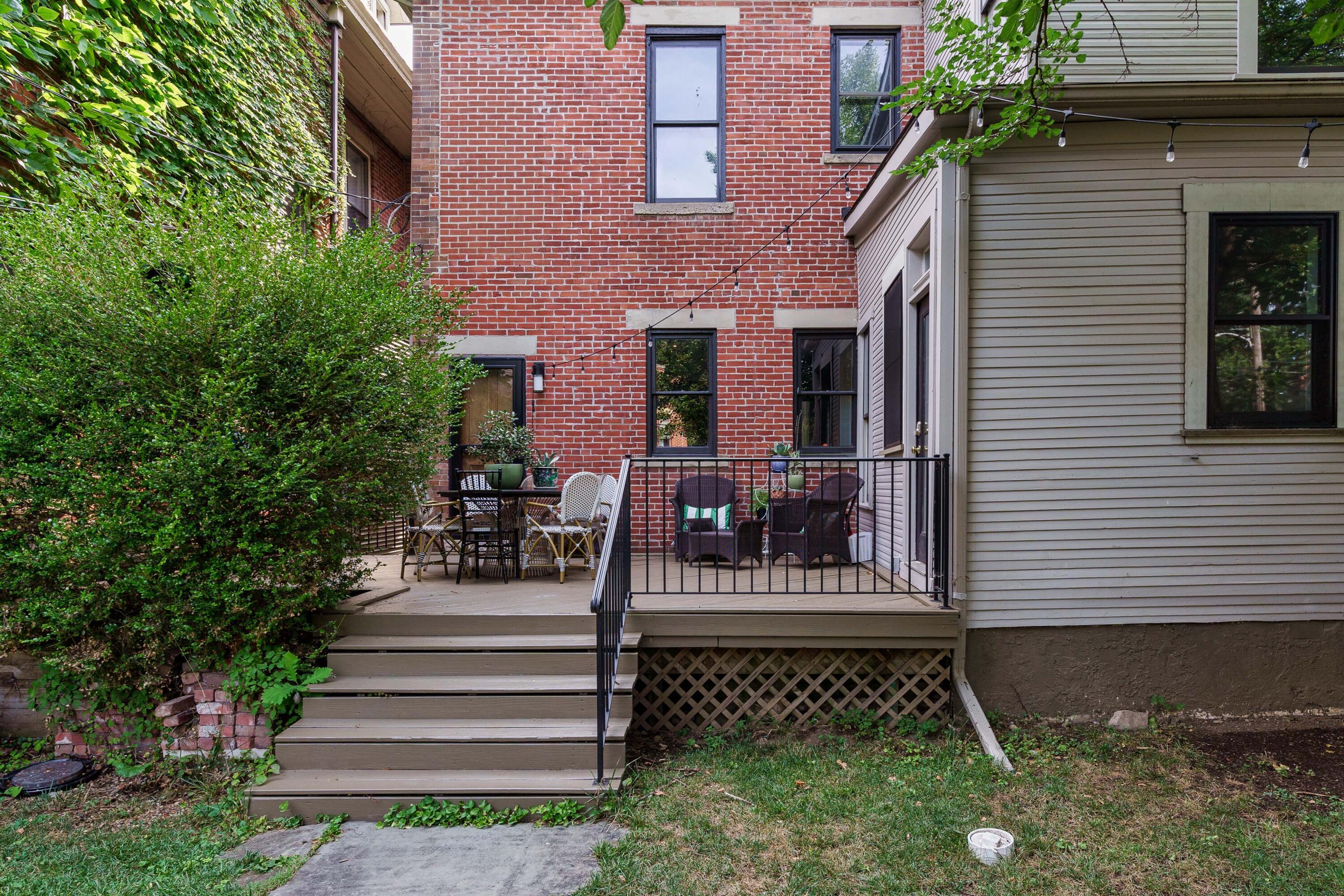 888 Neil Avenue