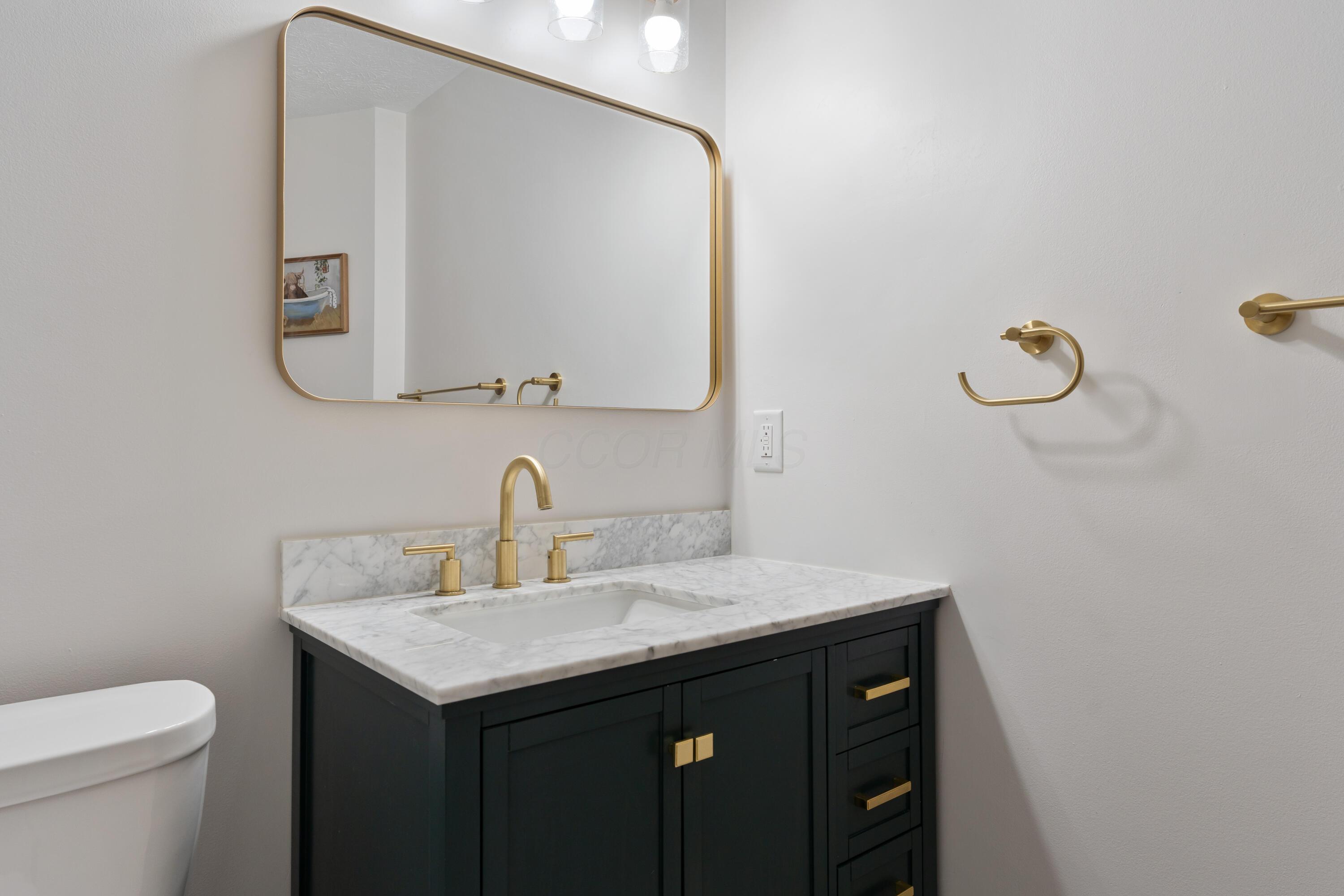 8512 Leader Drive
