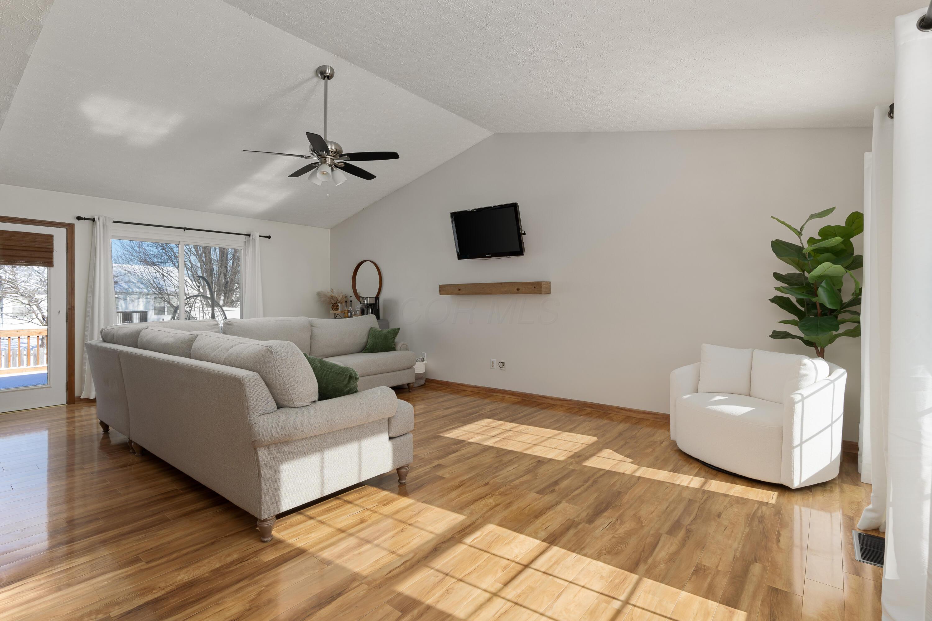 8512 Leader Drive