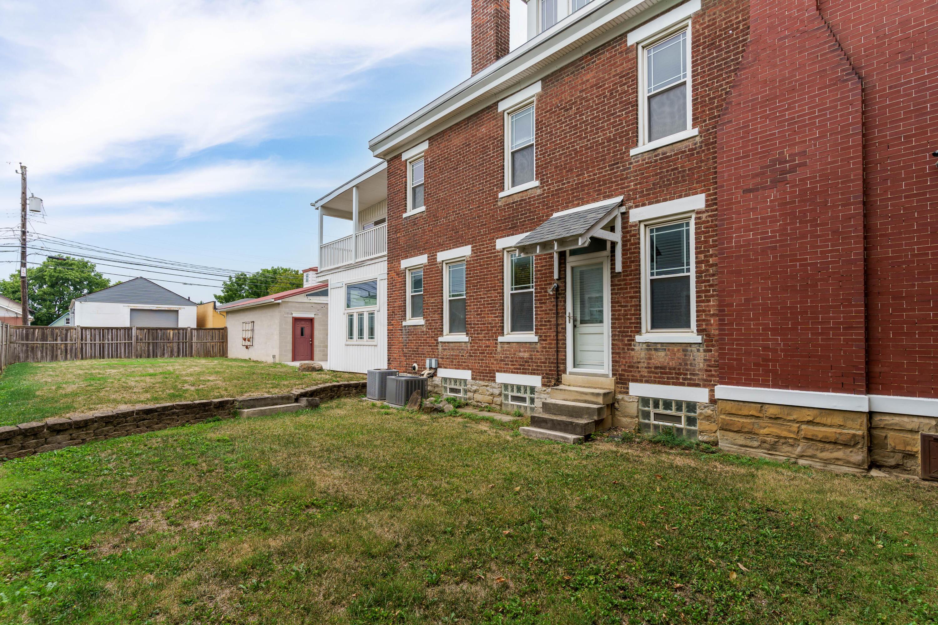 1409 S 5th Street