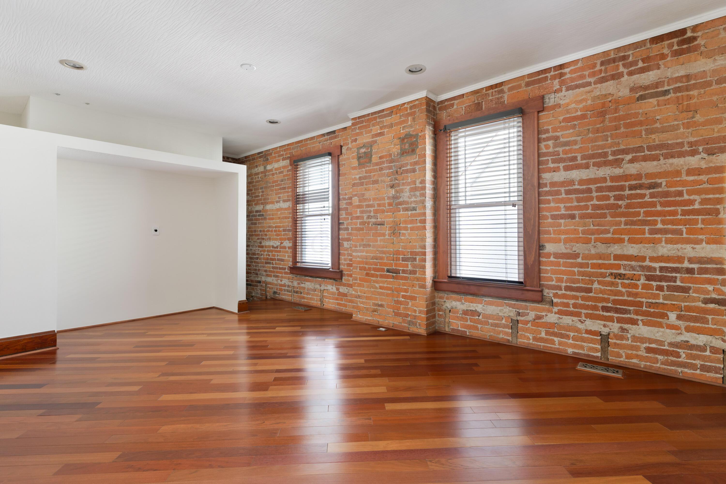 1409 S 5th Street