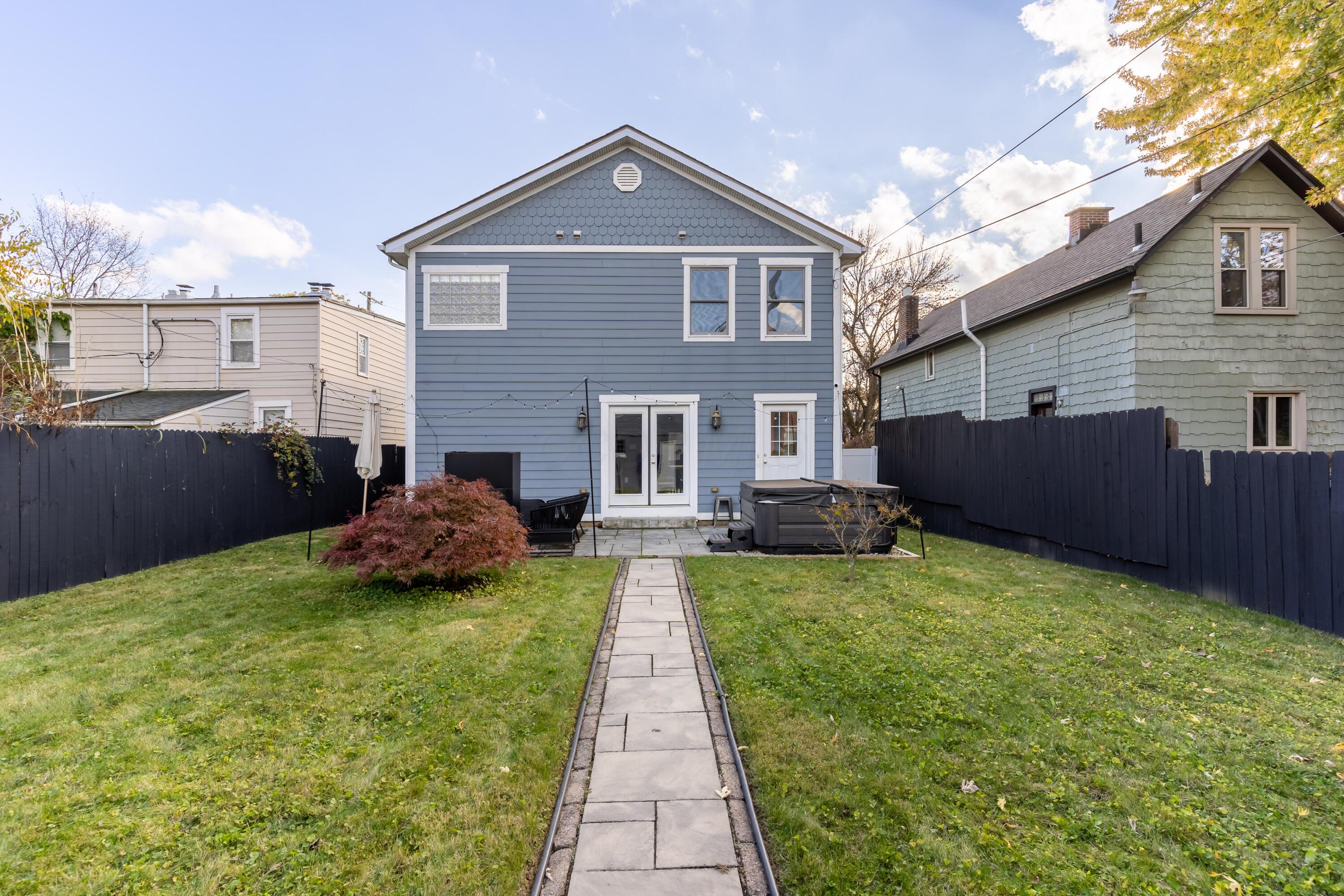 418 Forest Street