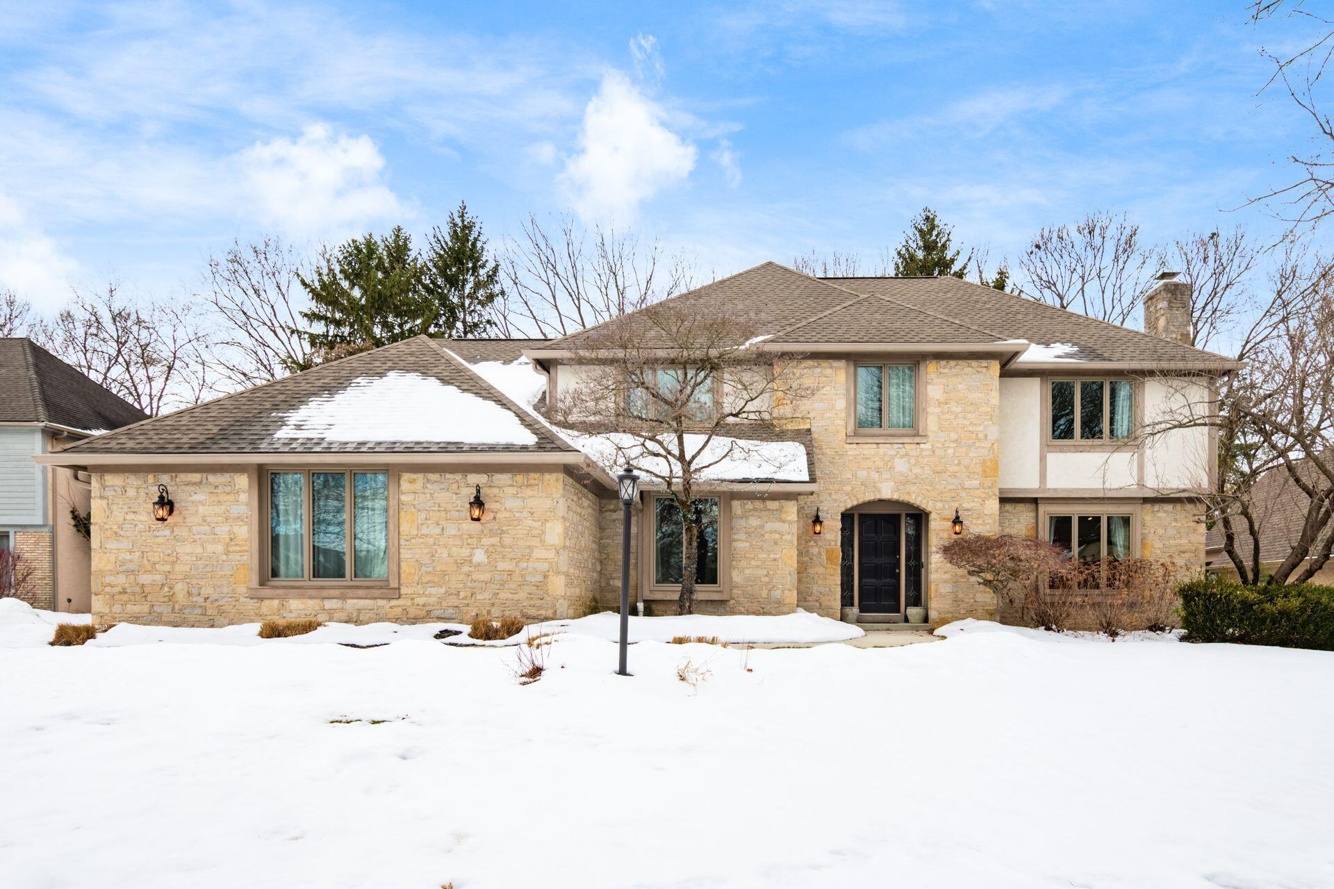 890 Pipestone Drive