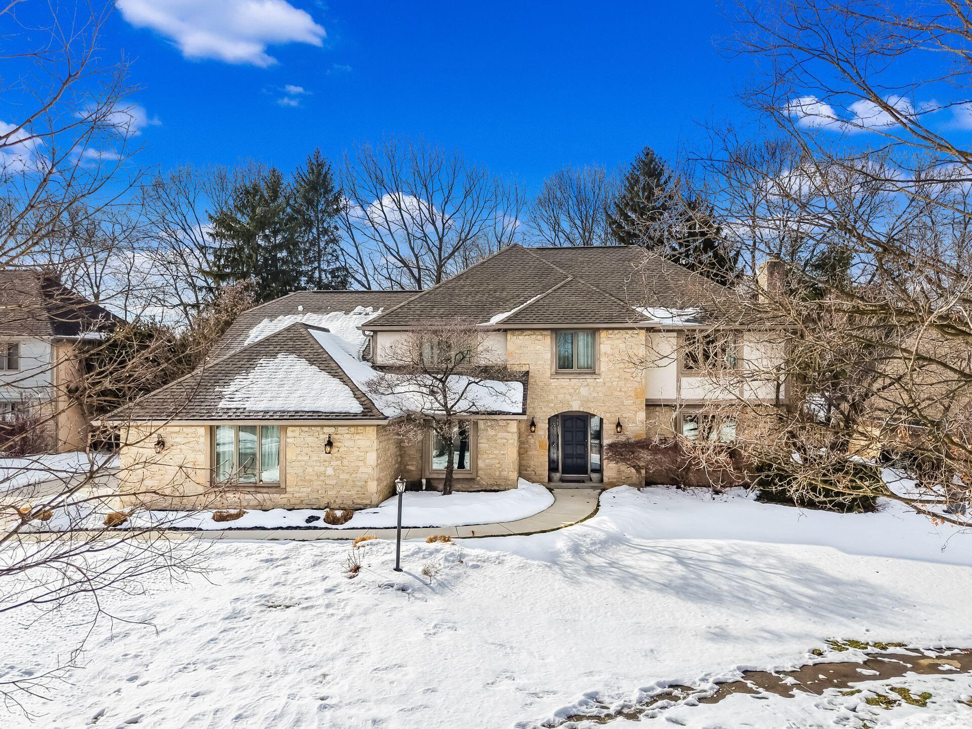 890 Pipestone Drive
