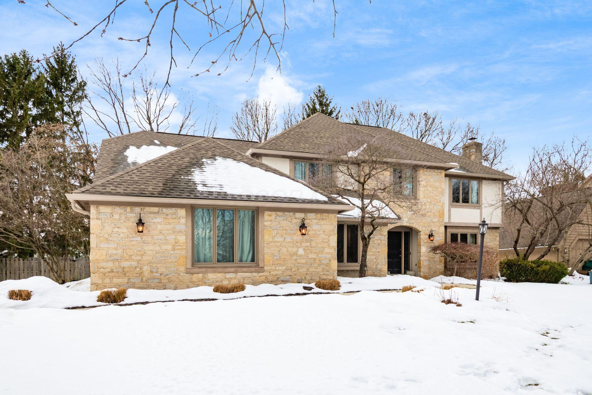 890 Pipestone Drive