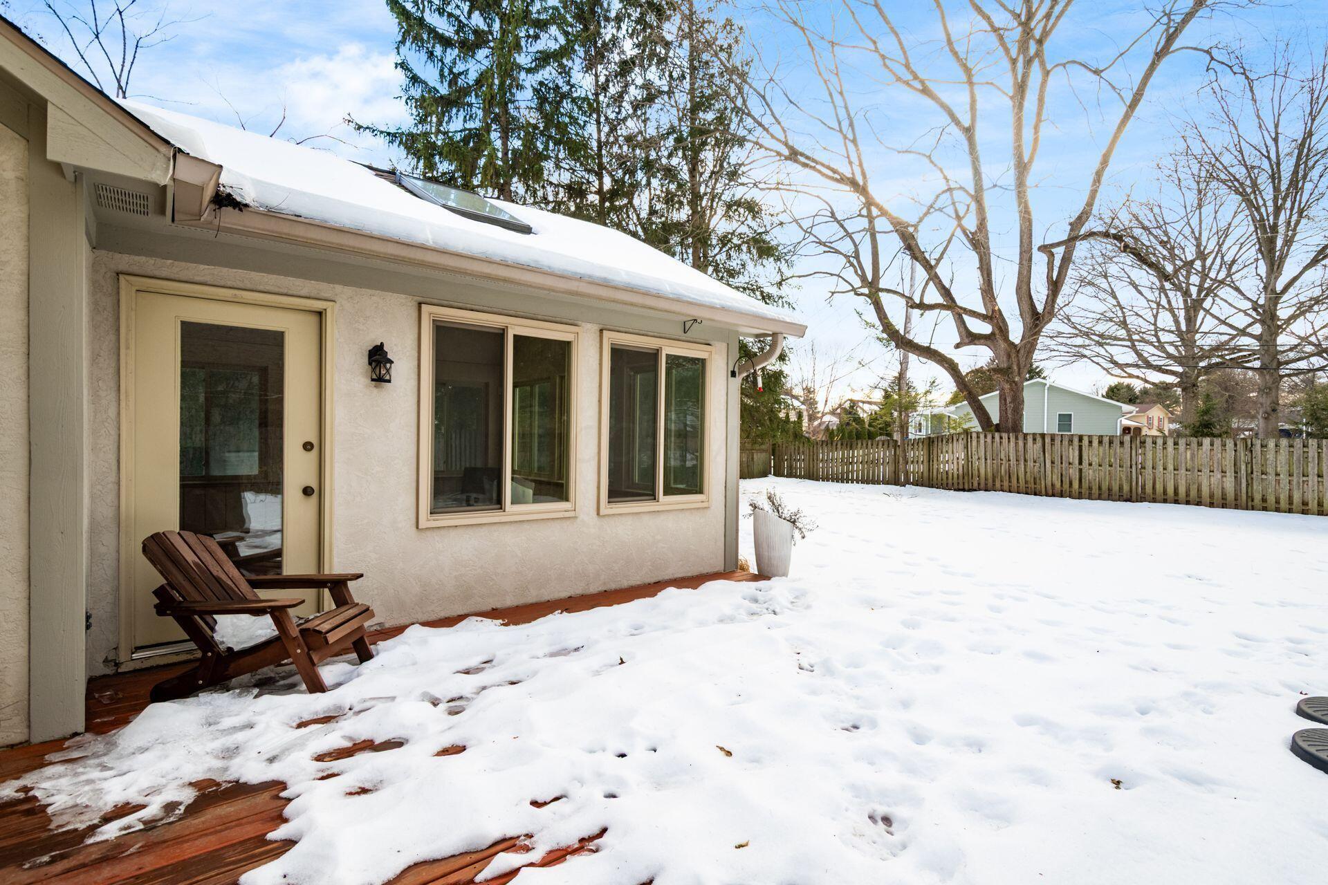 890 Pipestone Drive