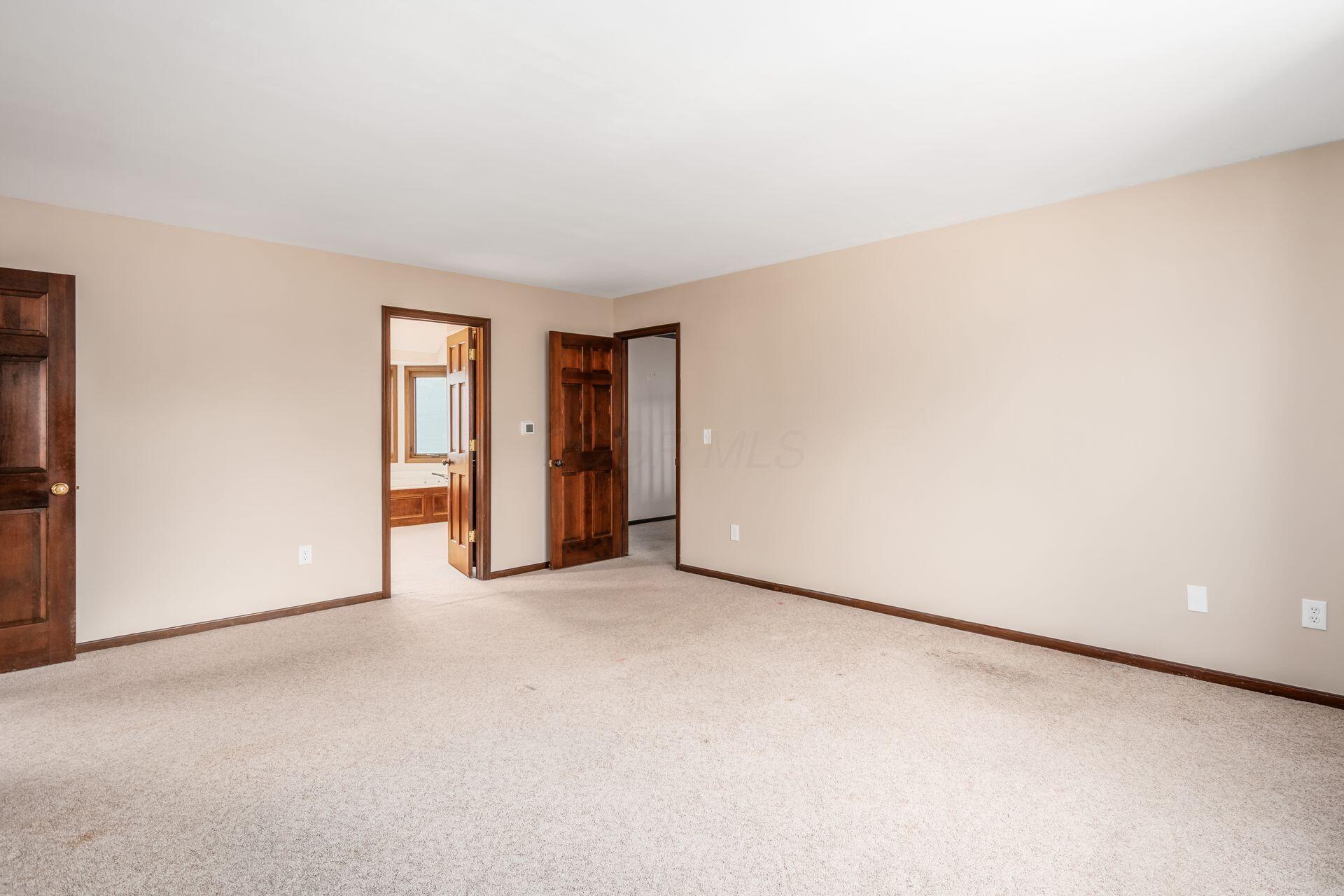890 Pipestone Drive