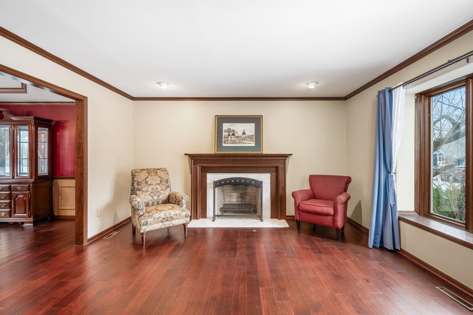 890 Pipestone Drive