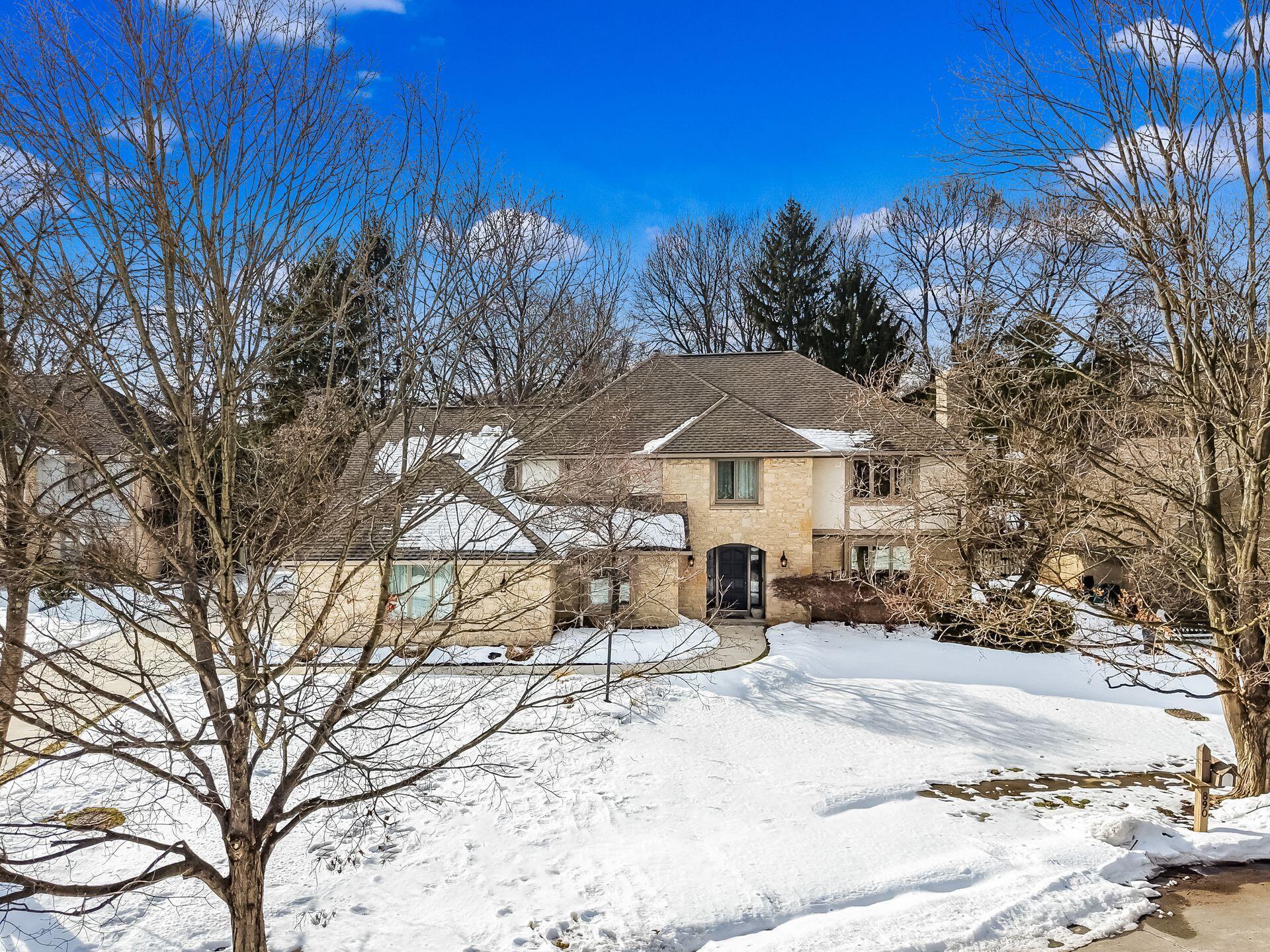 890 Pipestone Drive