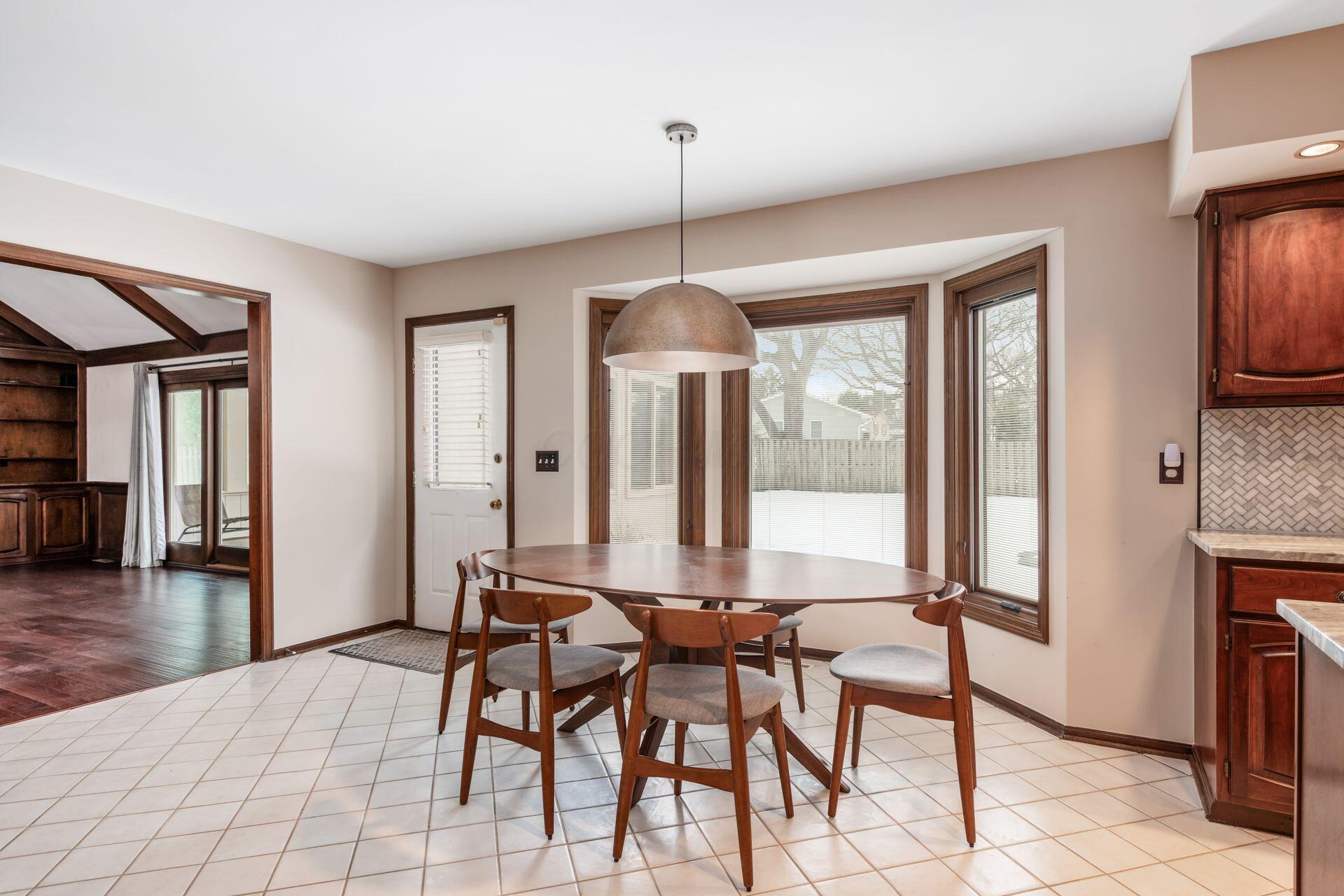 890 Pipestone Drive