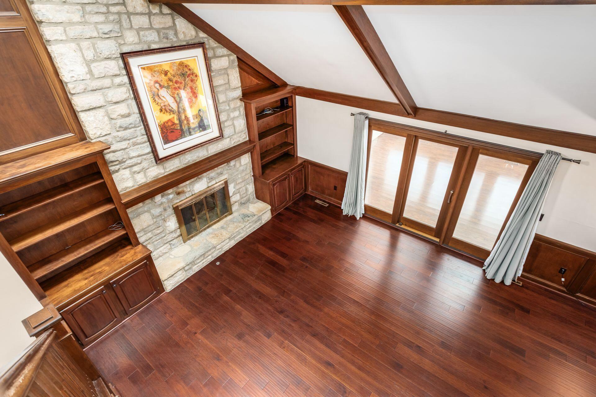 890 Pipestone Drive
