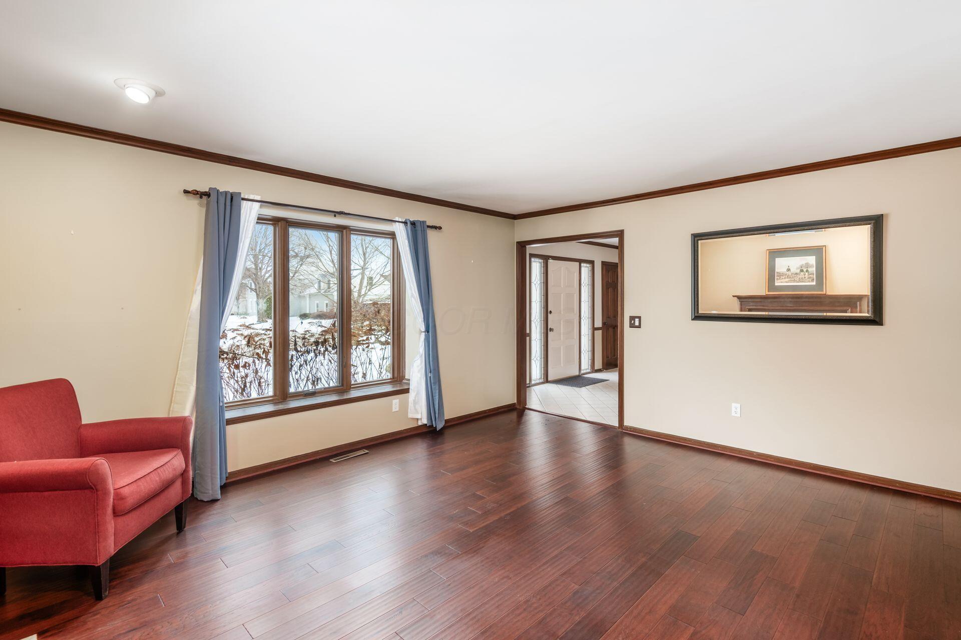 890 Pipestone Drive