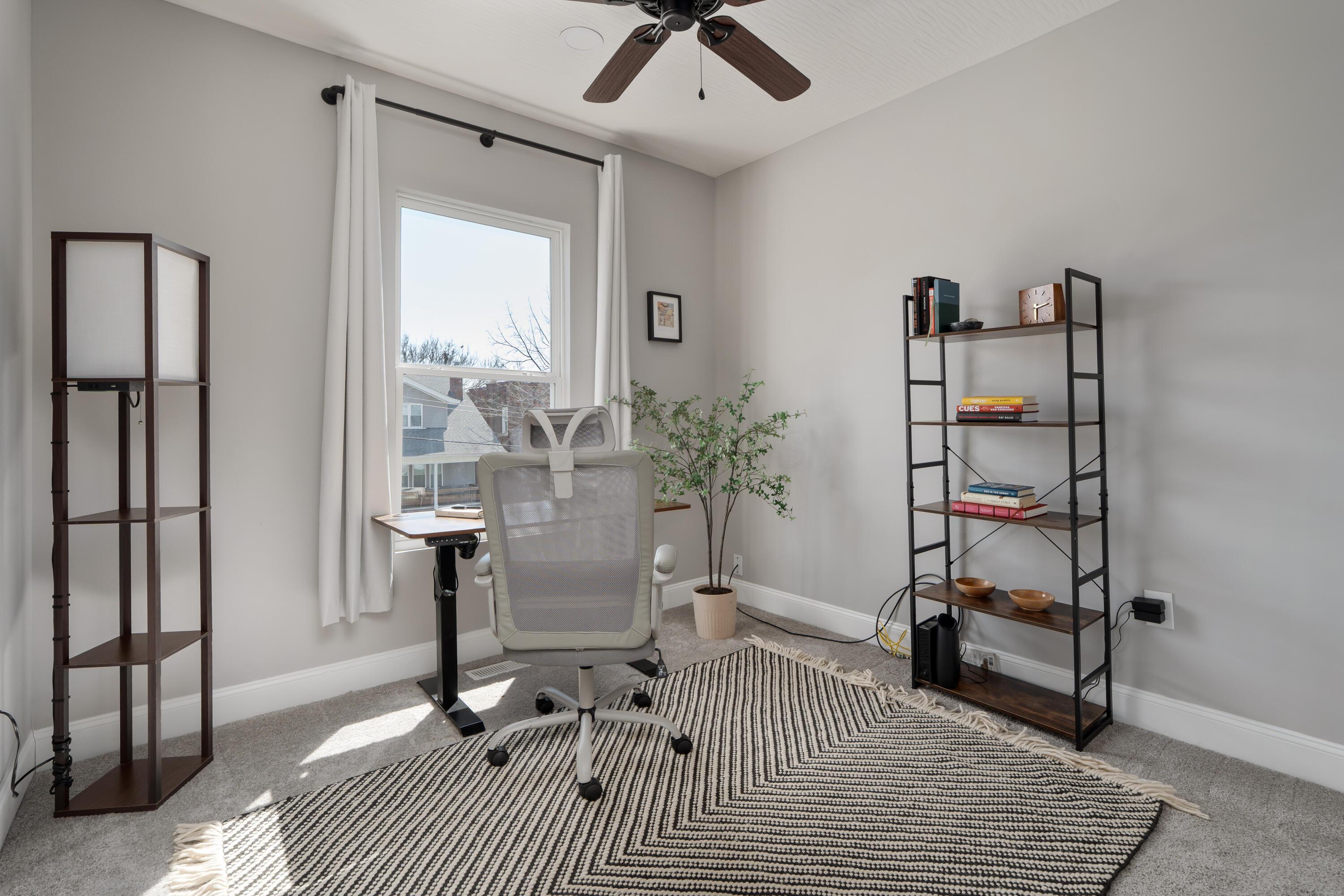 997 S Champion Avenue