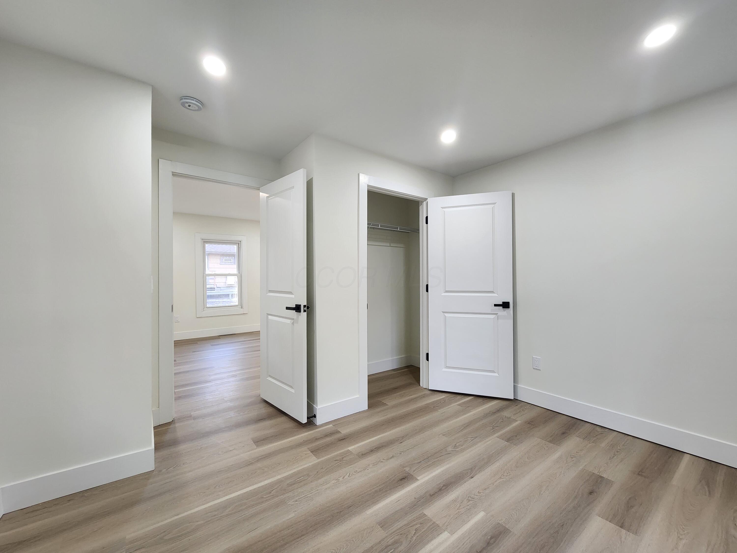 458 W Kanawha Avenue
