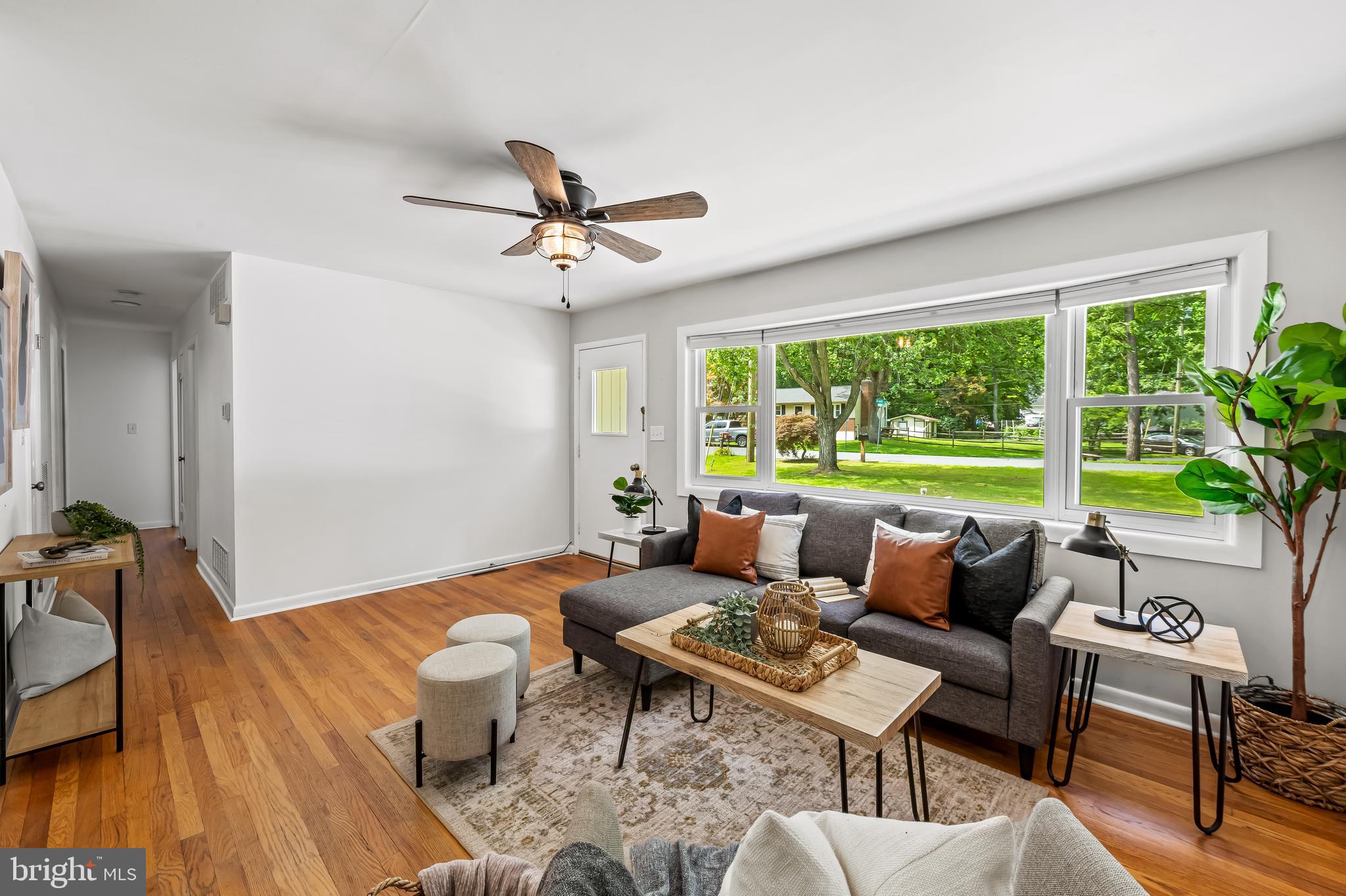 541 PALISADES BOULEVARD