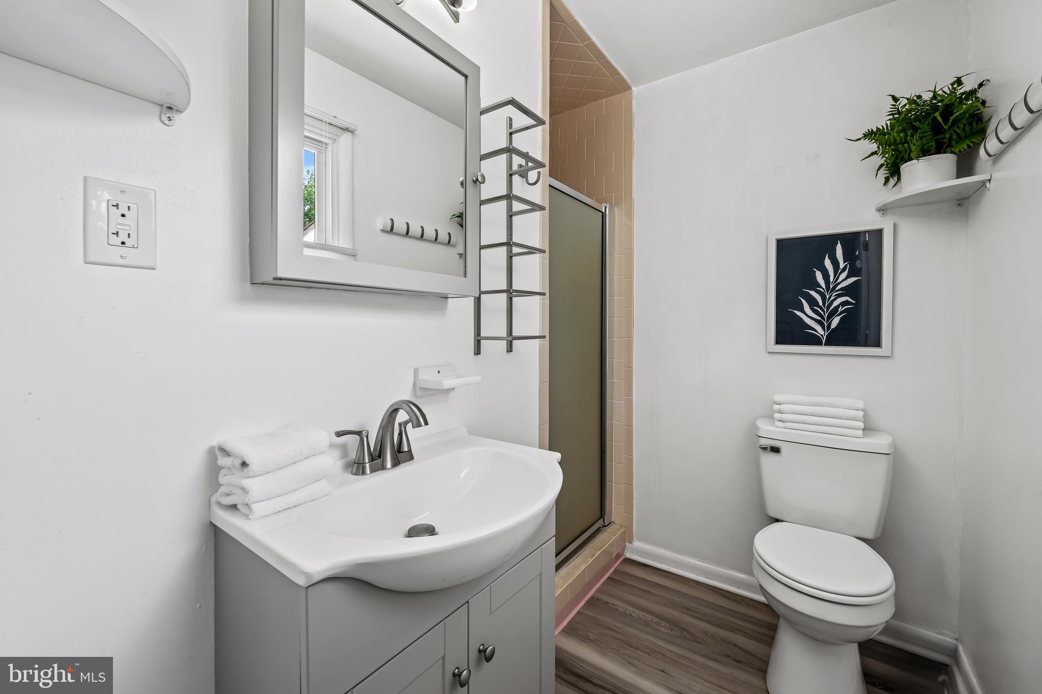 541 PALISADES BOULEVARD