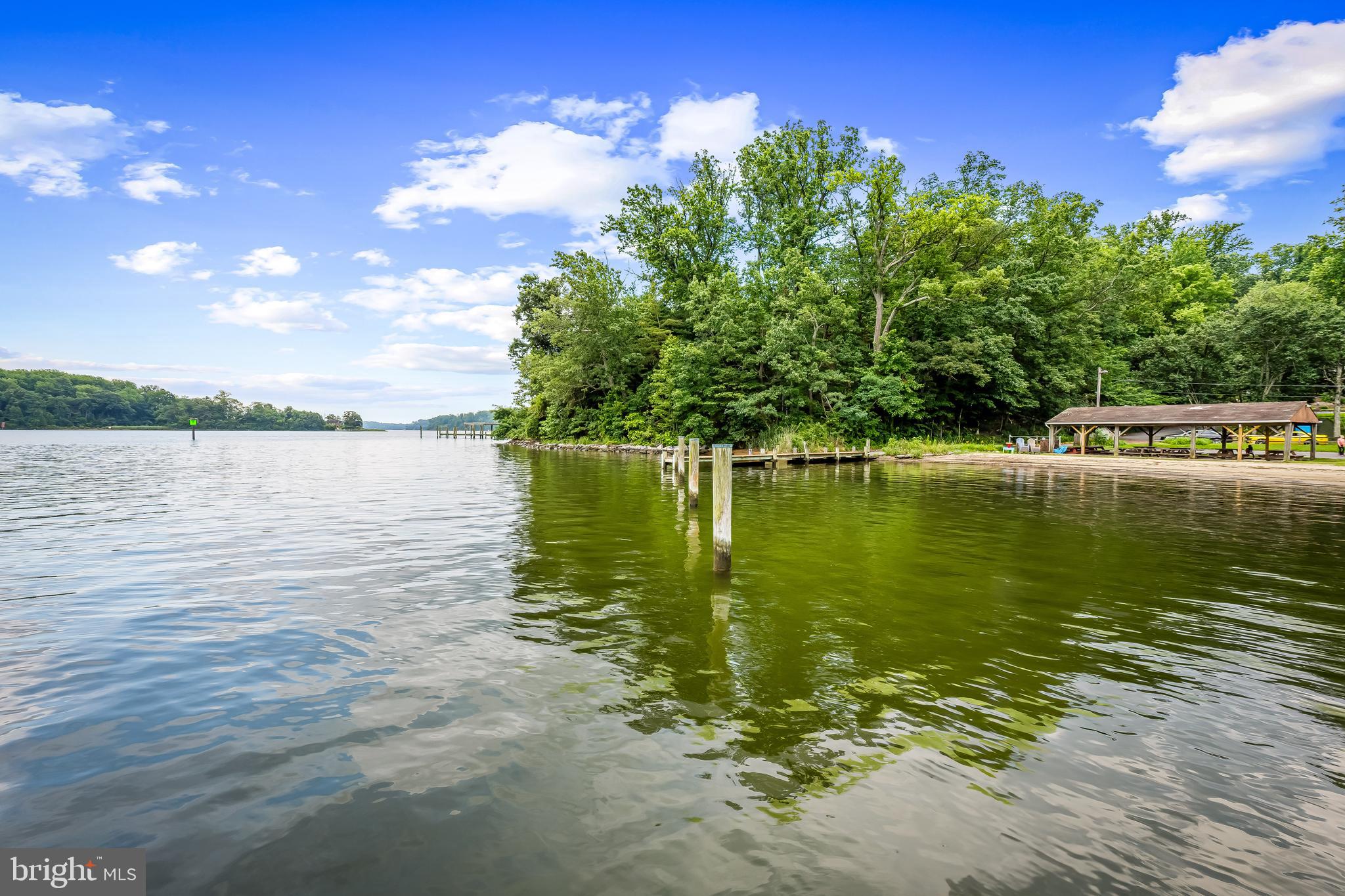 541 PALISADES BOULEVARD