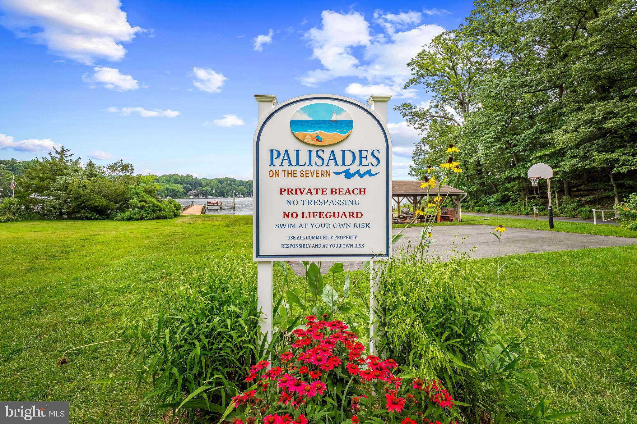 541 PALISADES BOULEVARD