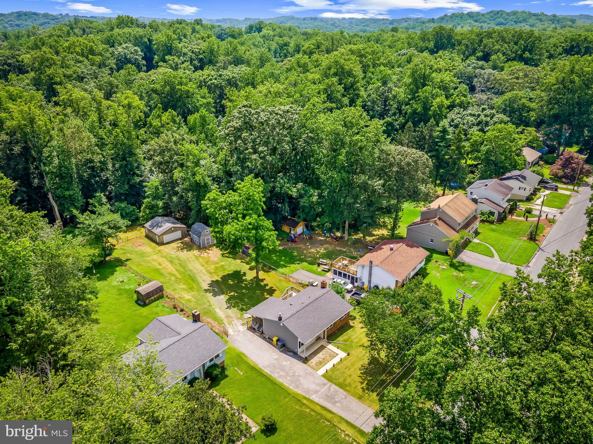 541 PALISADES BOULEVARD