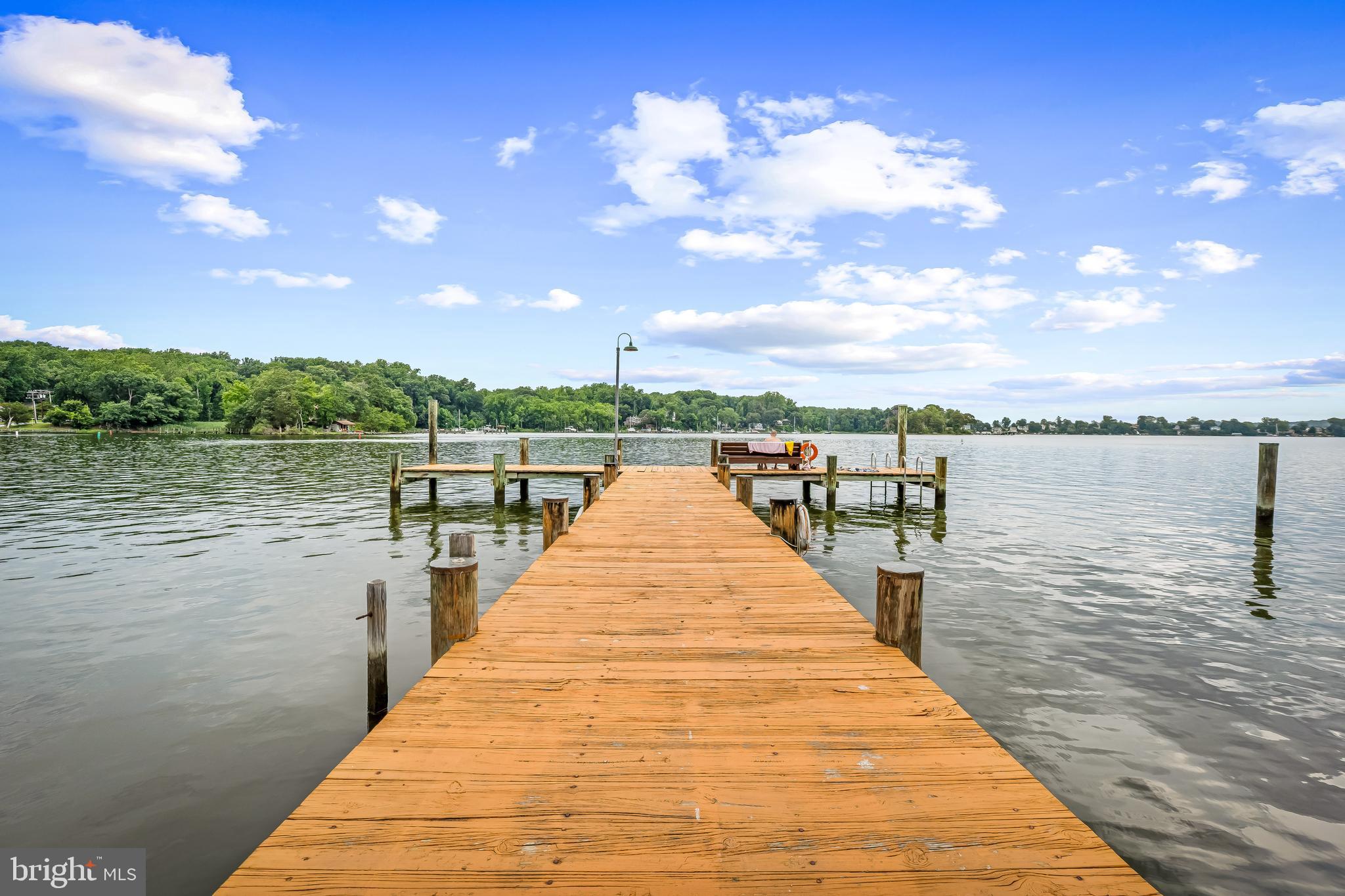 541 PALISADES BOULEVARD