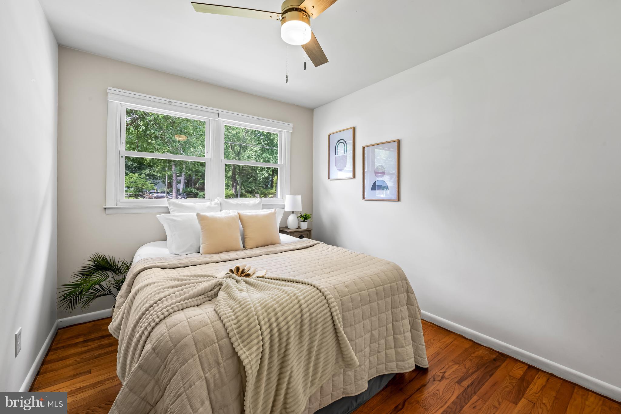 541 PALISADES BOULEVARD