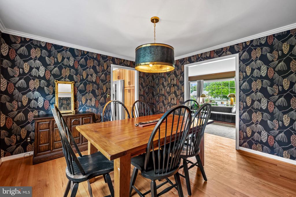 17 SUNNYVIEW DRIVE