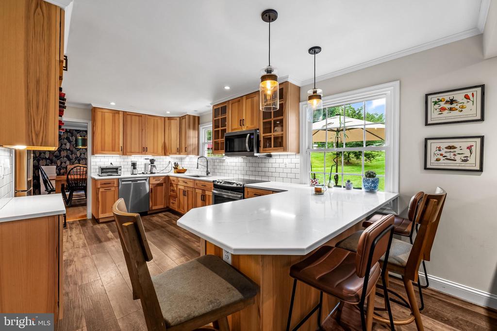 17 SUNNYVIEW DRIVE