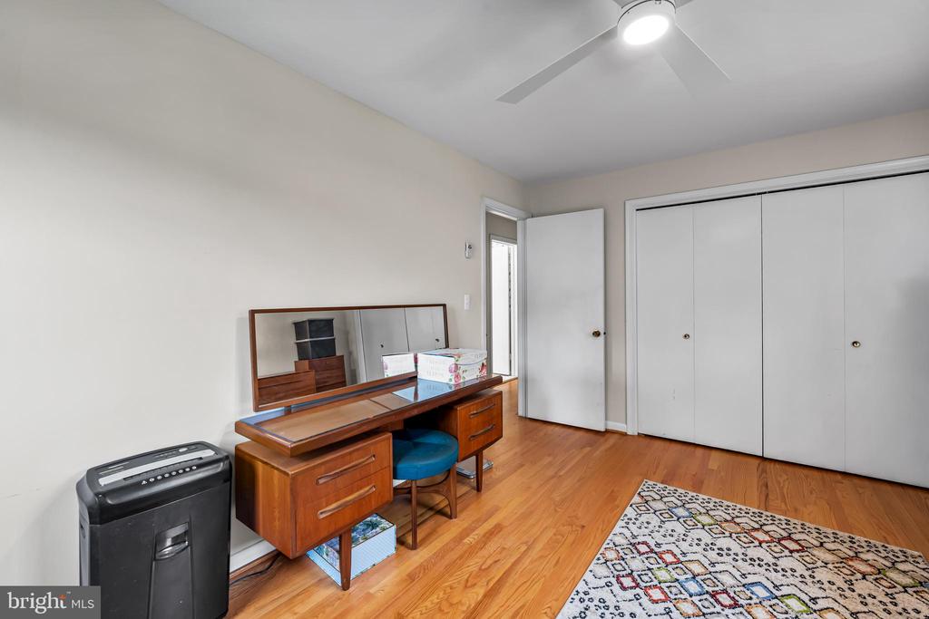 17 SUNNYVIEW DRIVE