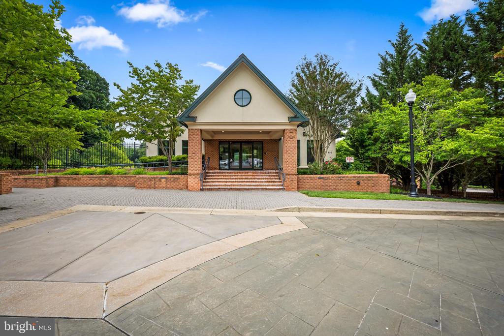 4300 SCOTCH ROSE COURT Unit: 4300