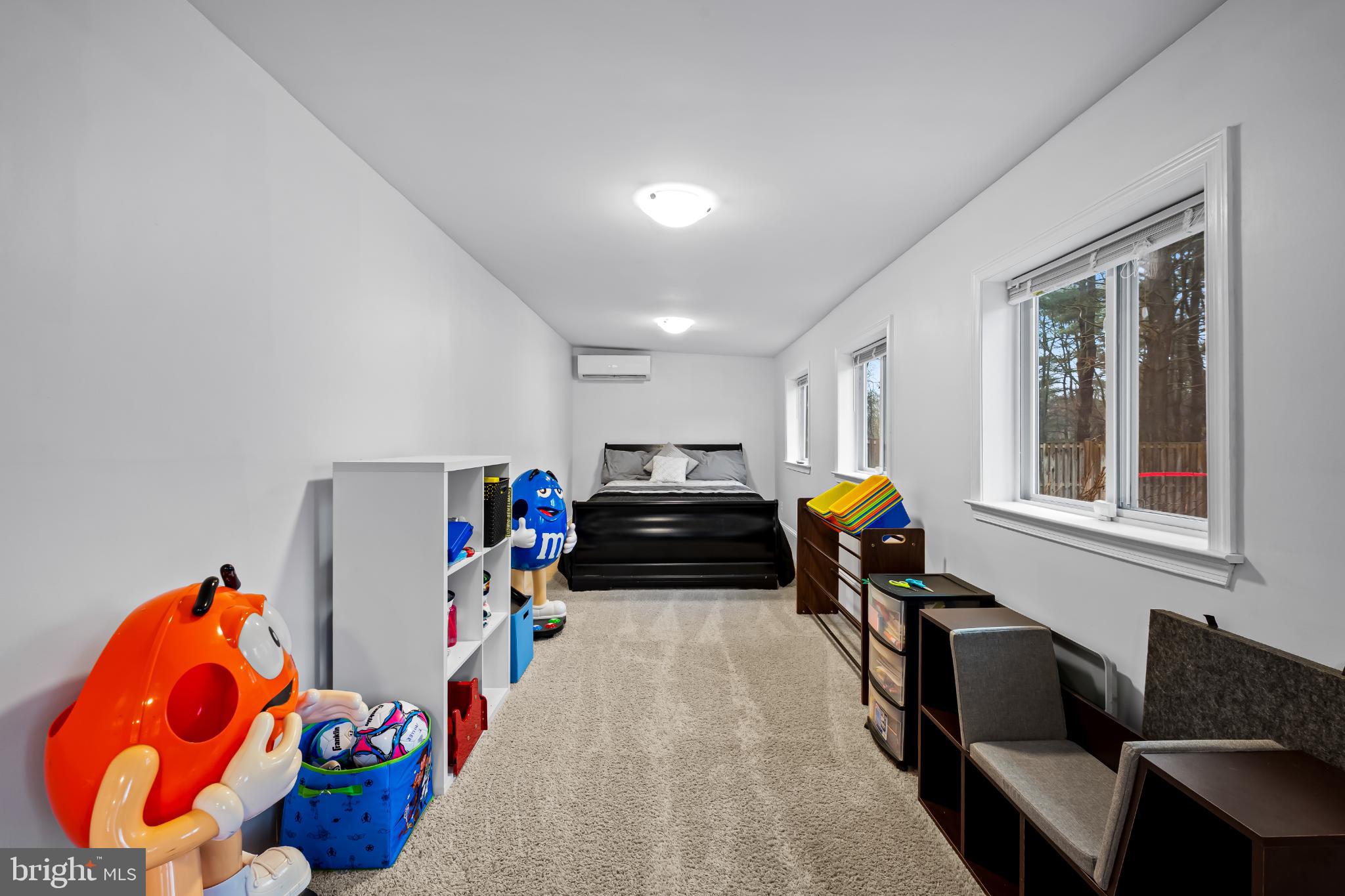 1376 W JARRETTSVILLE ROAD