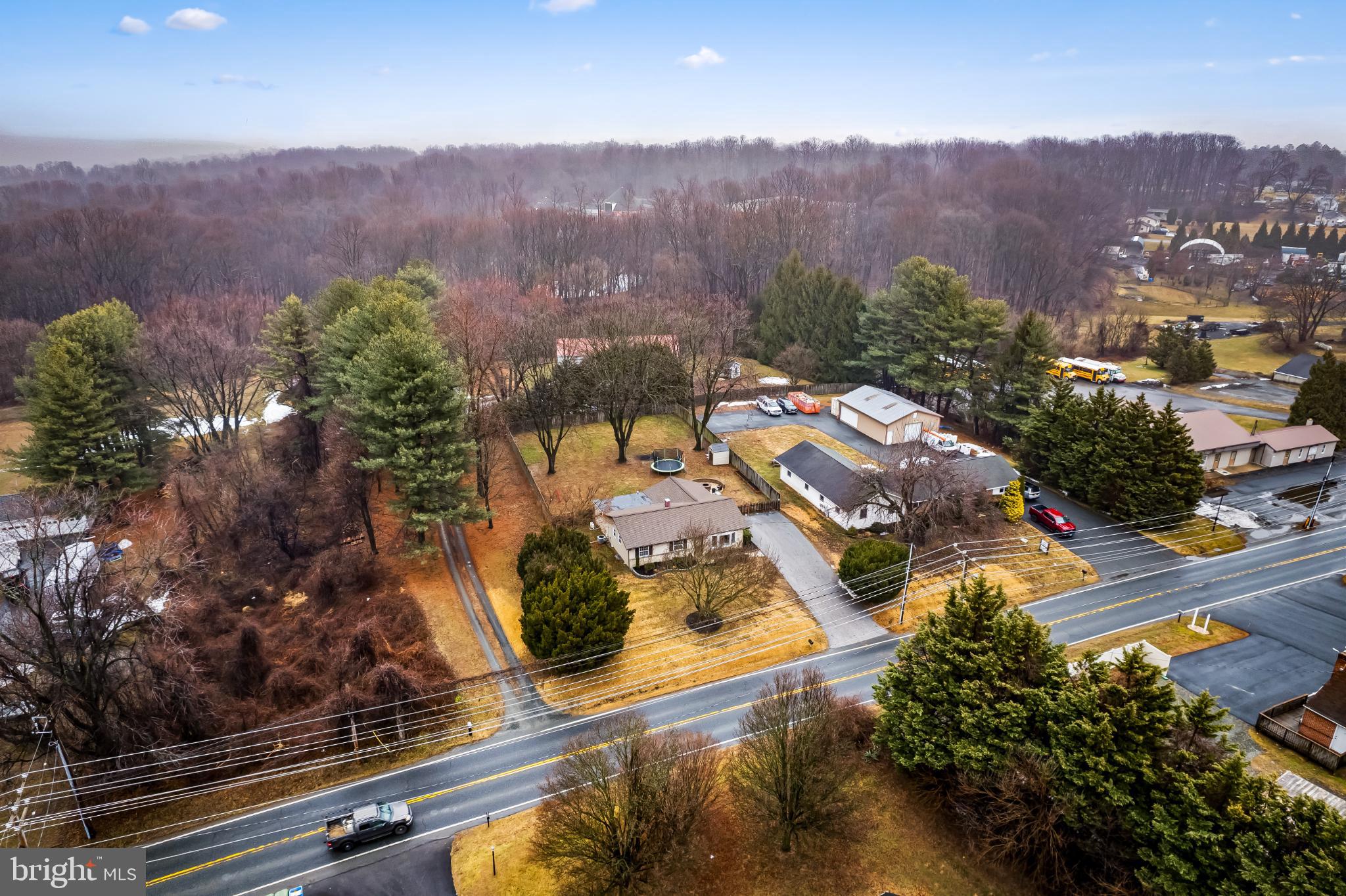 1376 W JARRETTSVILLE ROAD