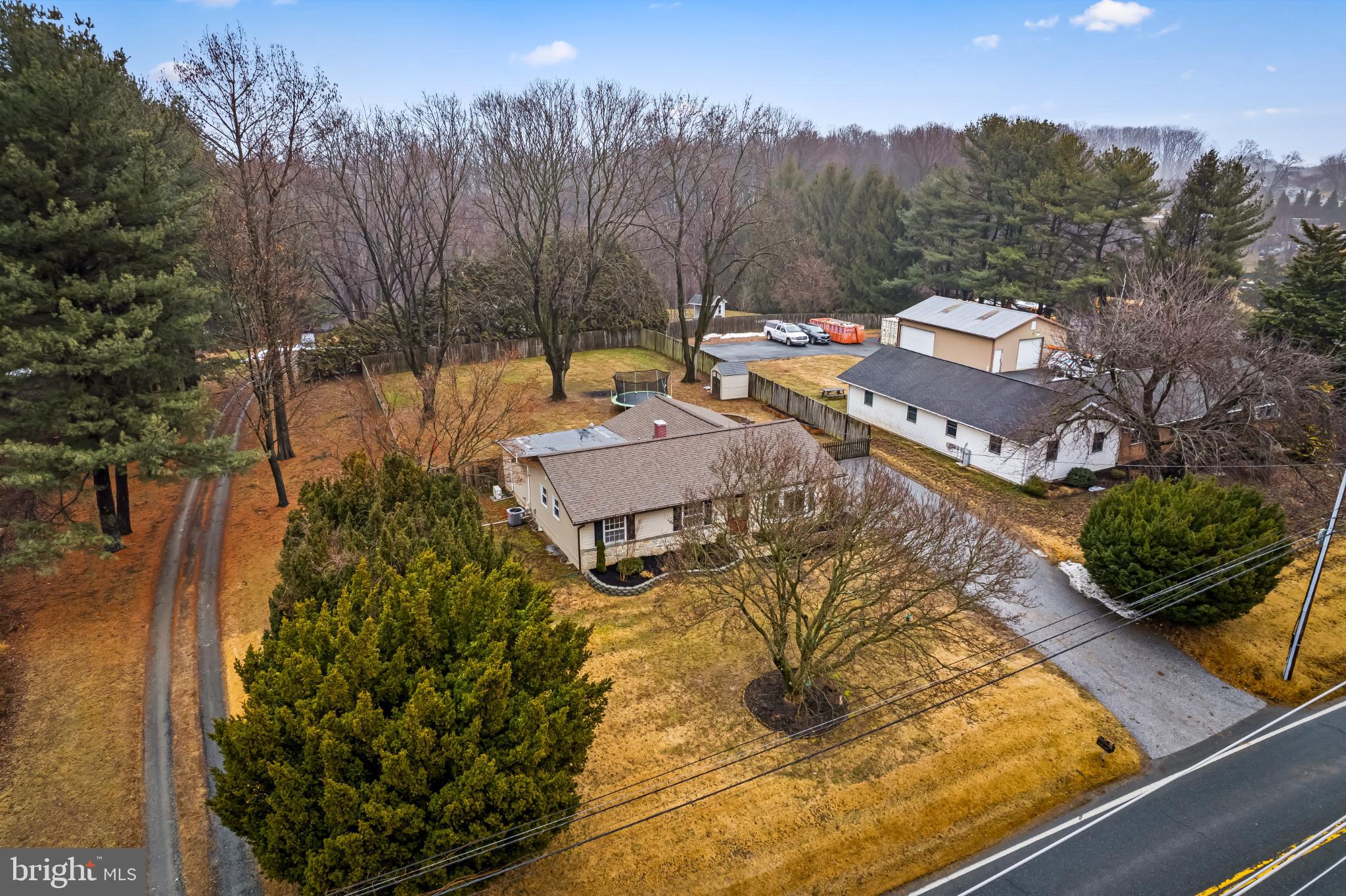 1376 W JARRETTSVILLE ROAD