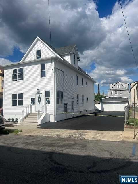 115 Avenue