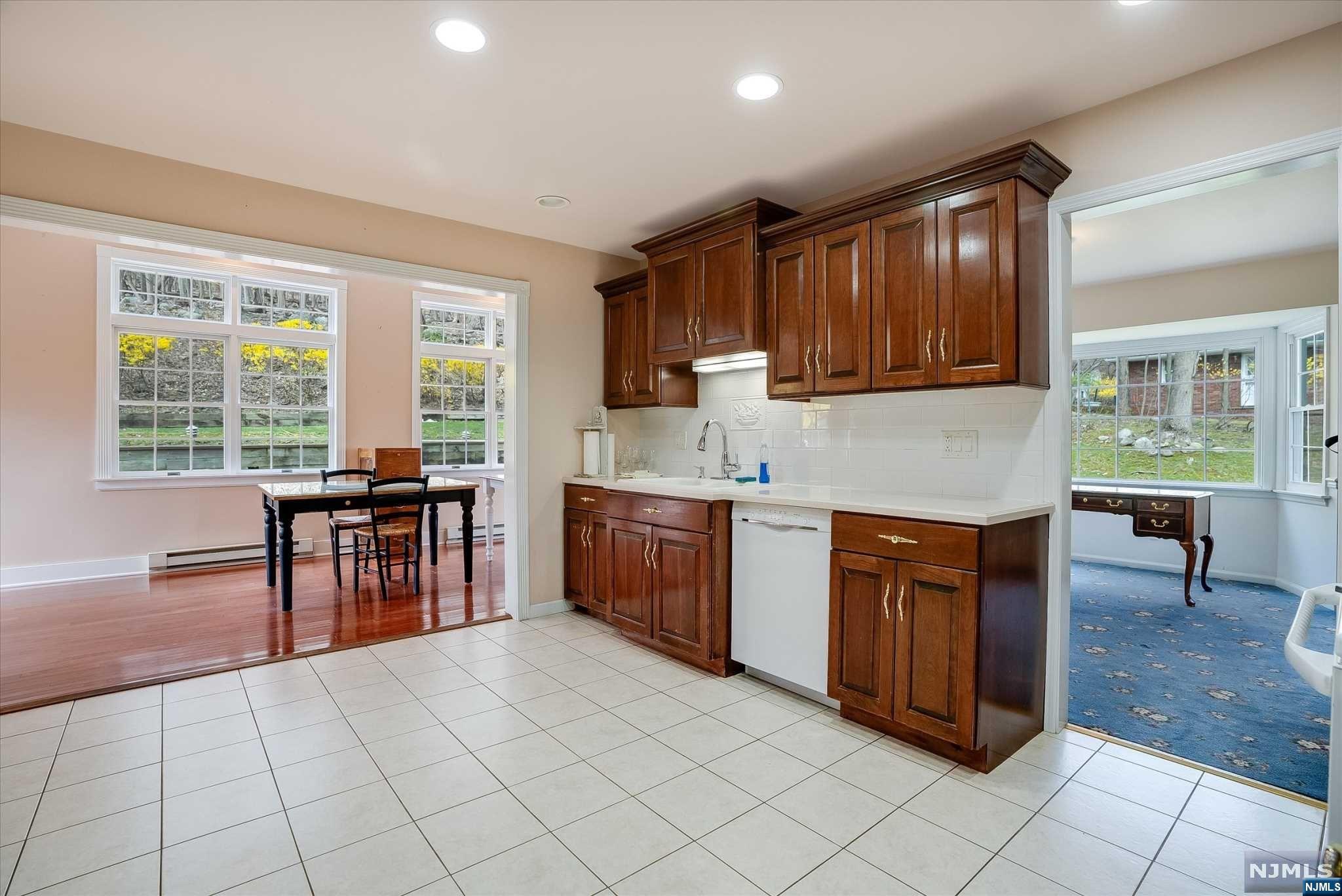 1145 High Mountain Road
