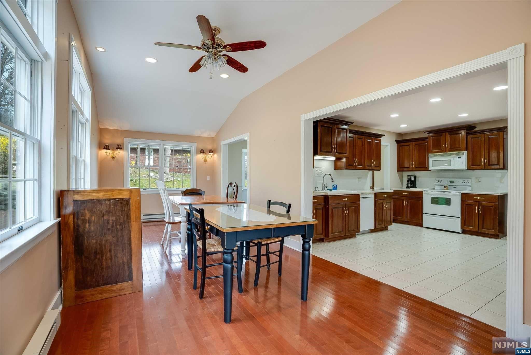 1145 High Mountain Road