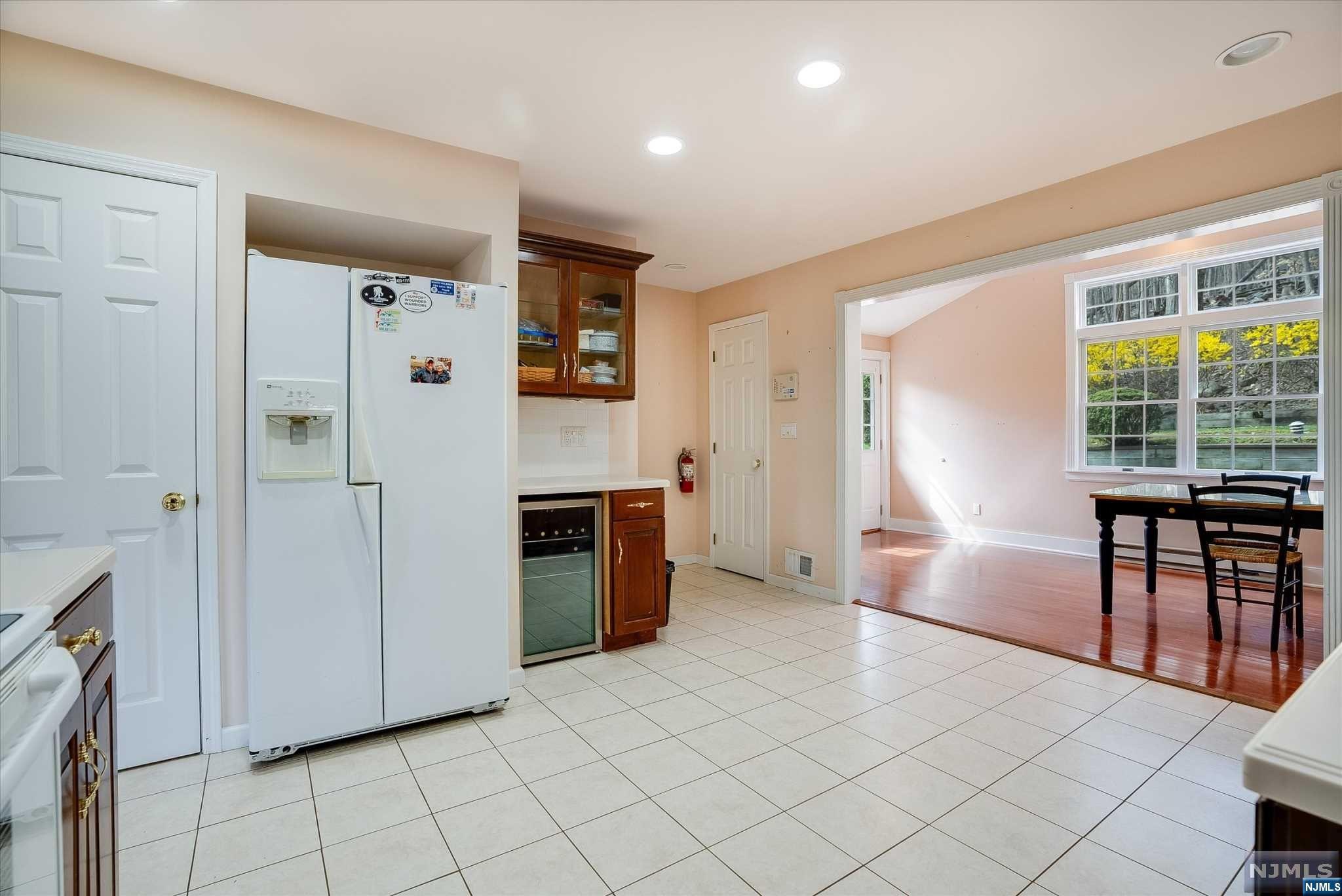 1145 High Mountain Road