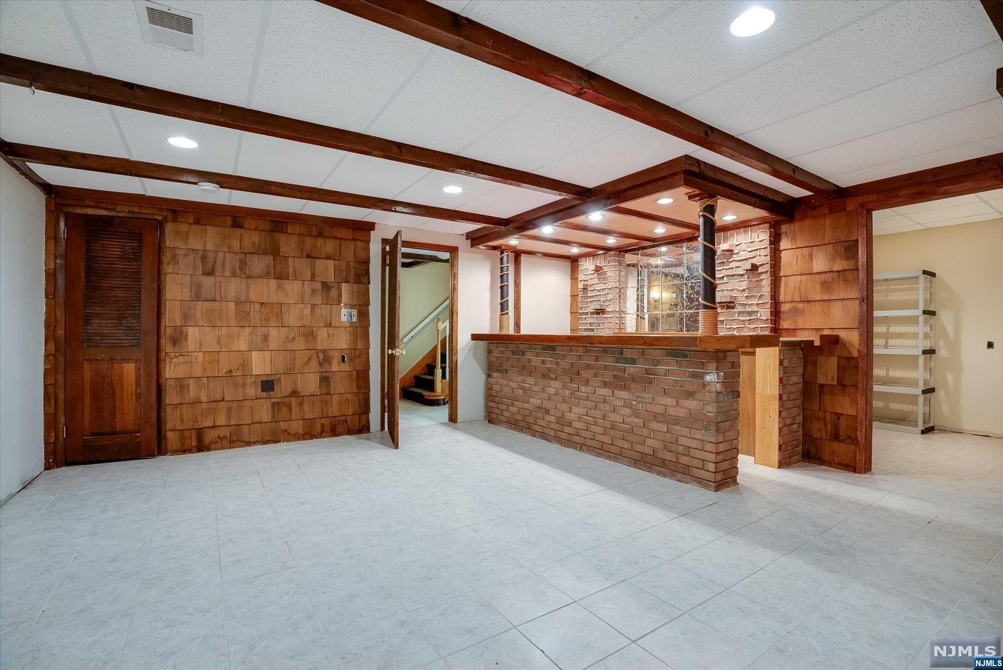 1145 High Mountain Road
