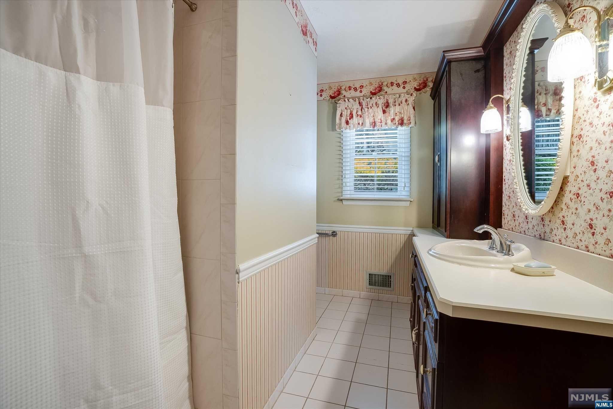 1145 High Mountain Road