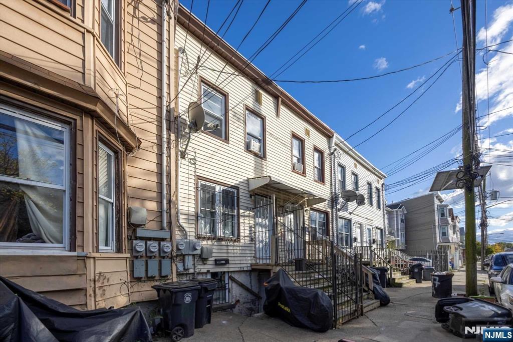 115 Highland Avenue
