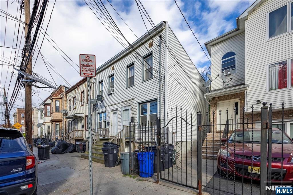 115 Highland Avenue