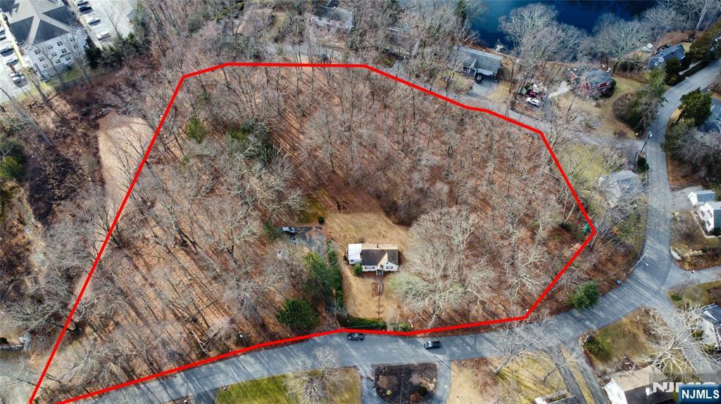 31 Morse Lakes Road