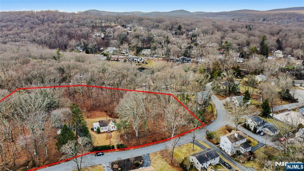 31 Morse Lakes Road
