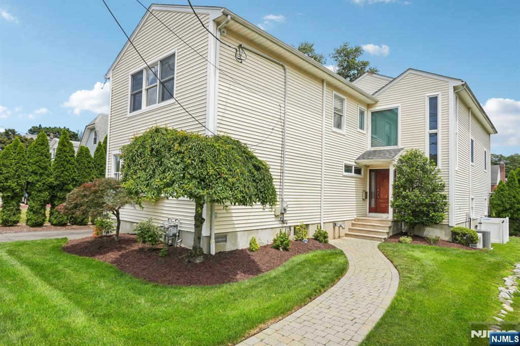 230 High Mountain Road