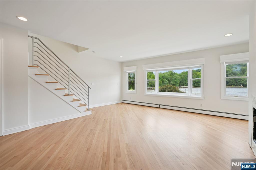 230 High Mountain Road