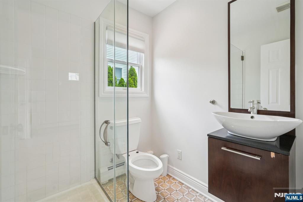 230 High Mountain Road