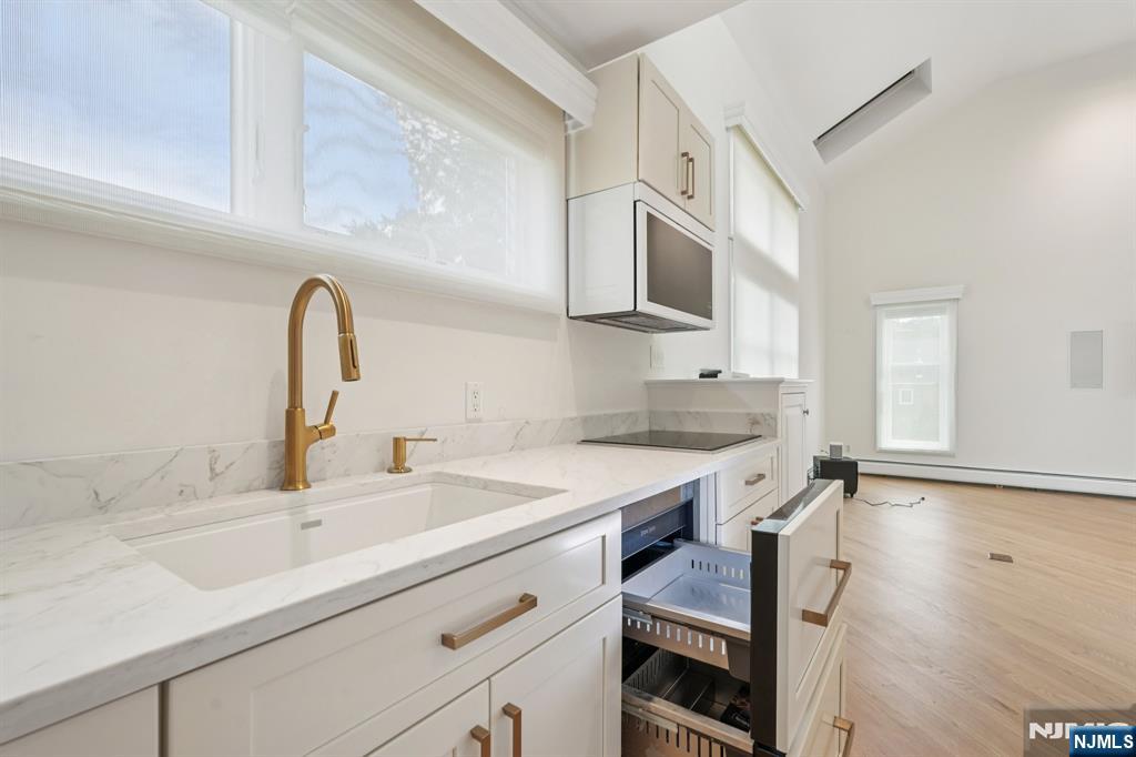 230 High Mountain Road