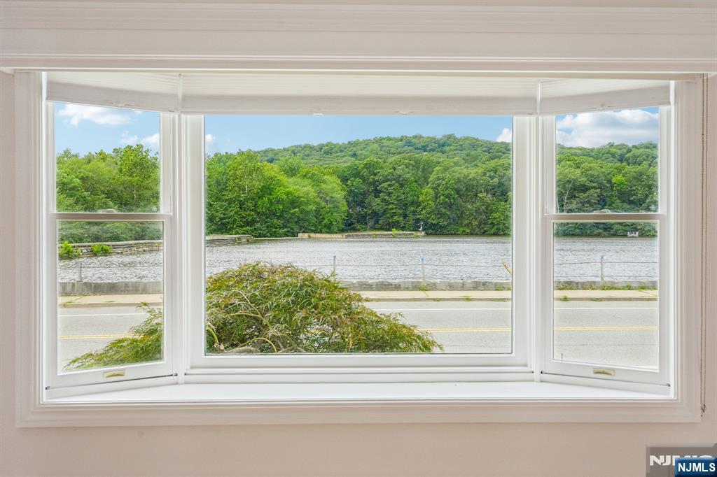 230 High Mountain Road