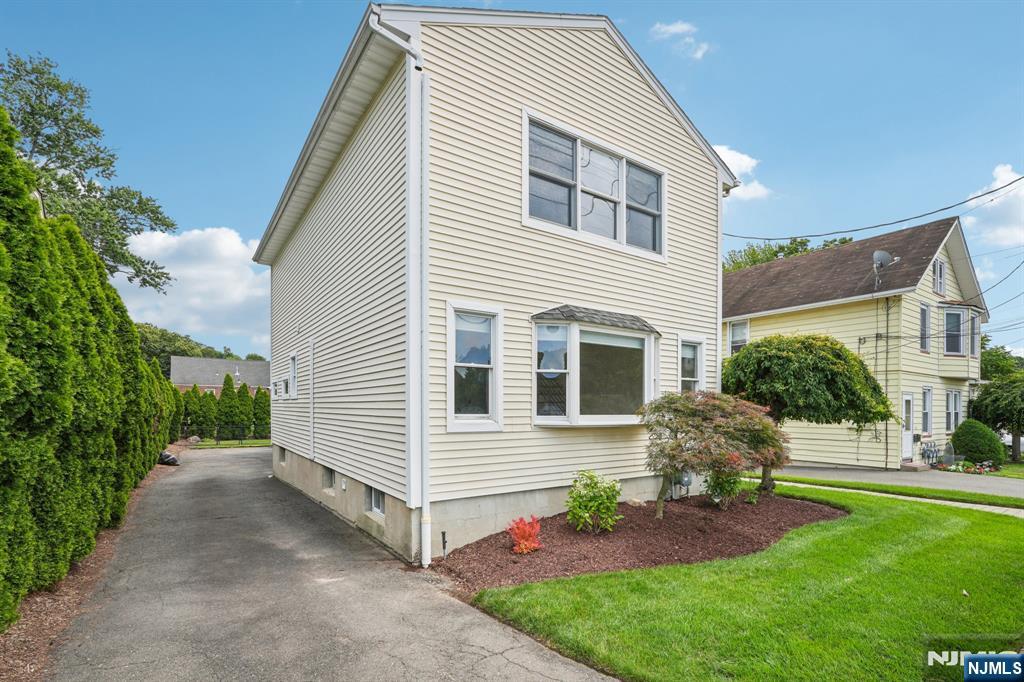 230 High Mountain Road