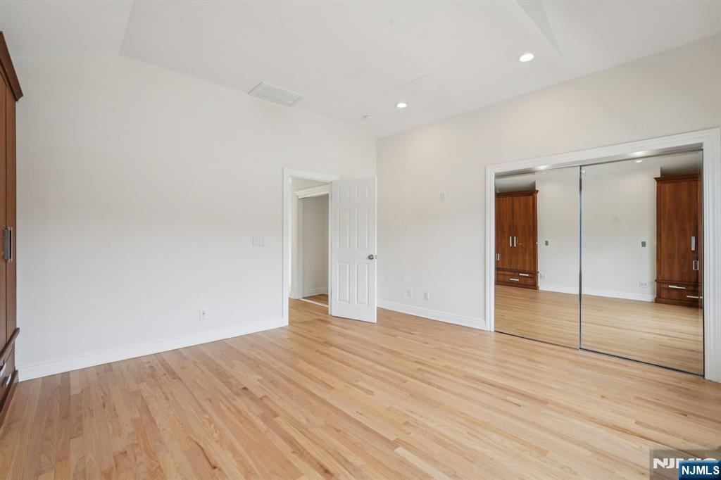 230 High Mountain Road