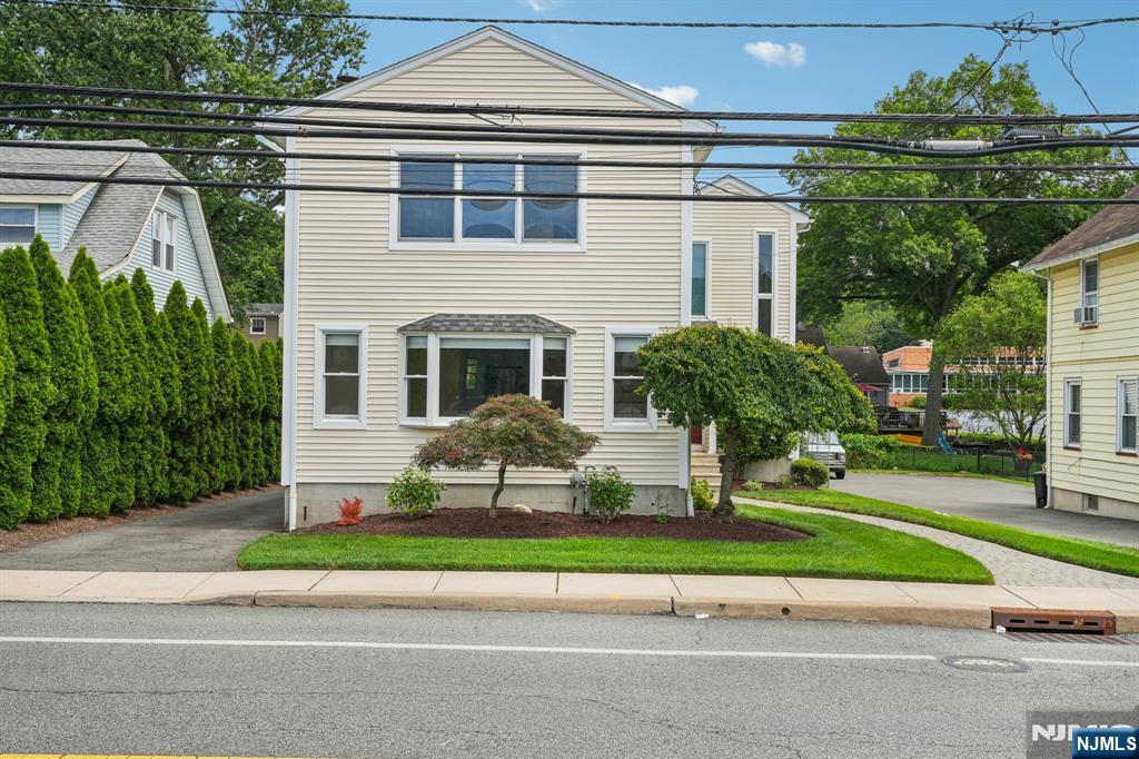 230 High Mountain Road